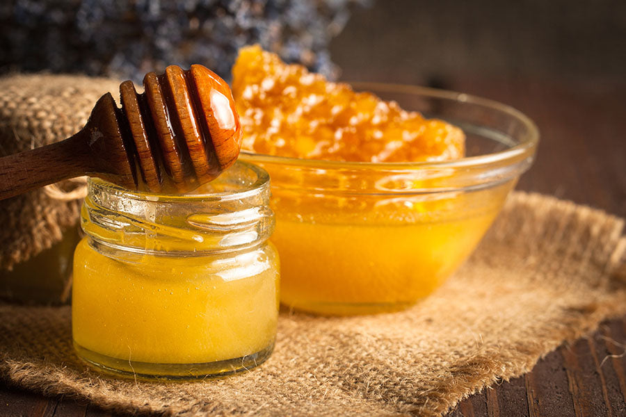 Using Raw Honey for Skin and Haircare