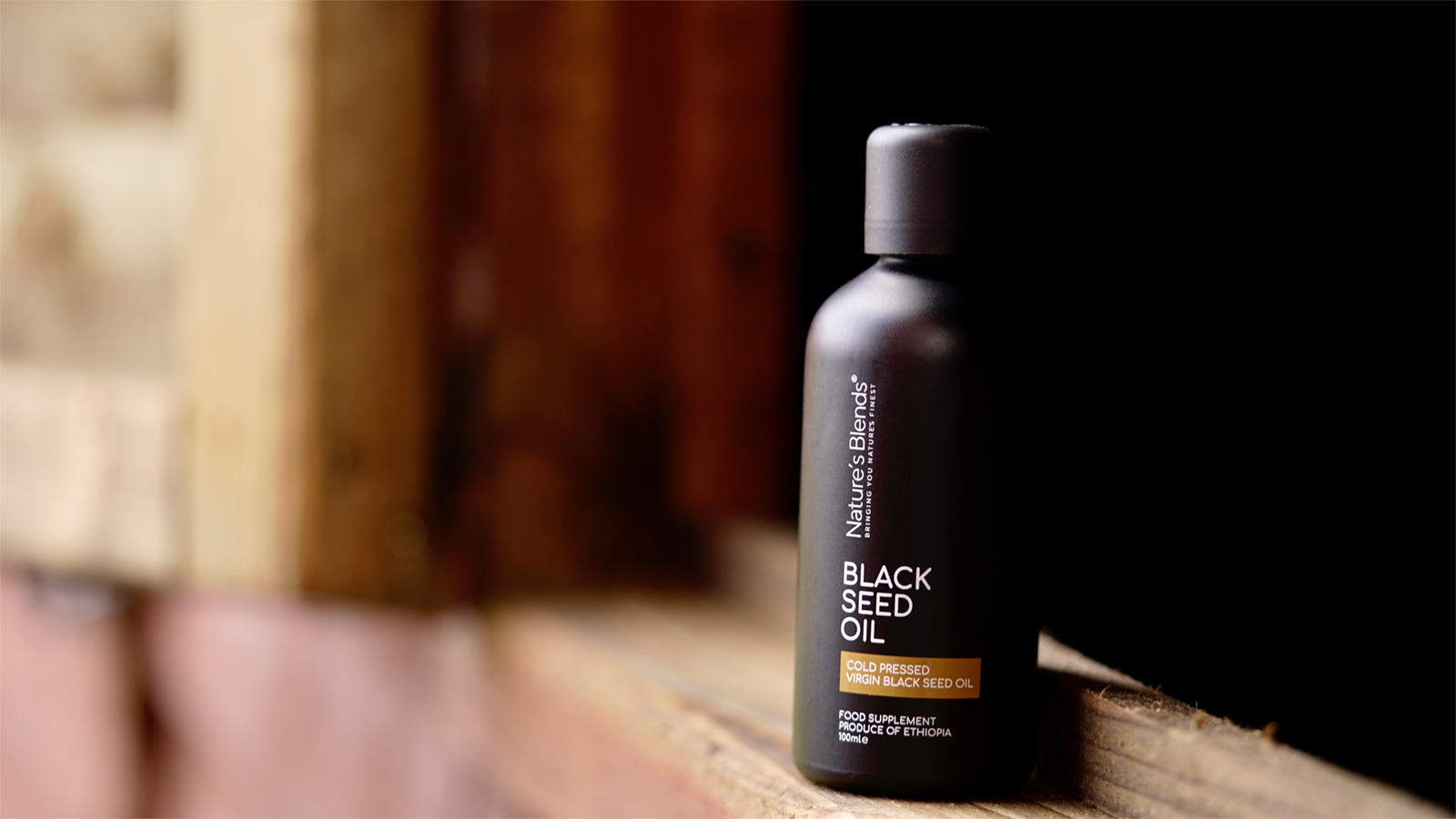 Forenkle Tog maskinskriver Black Seed Oil - Black Seeds - Manuka Honey | Nature's Blends – Nature's  Blends